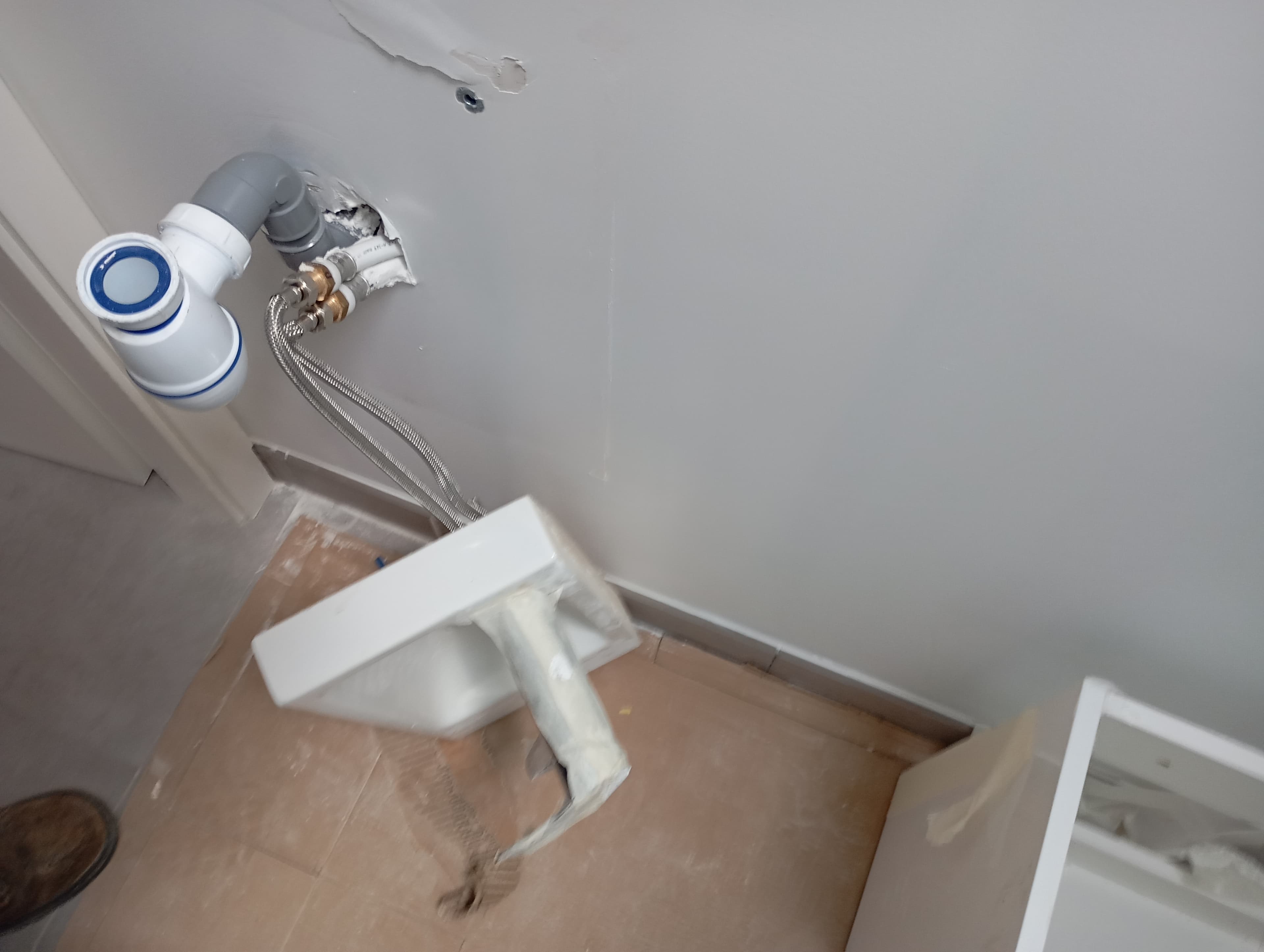 Raccordement sanitaires salle de bain