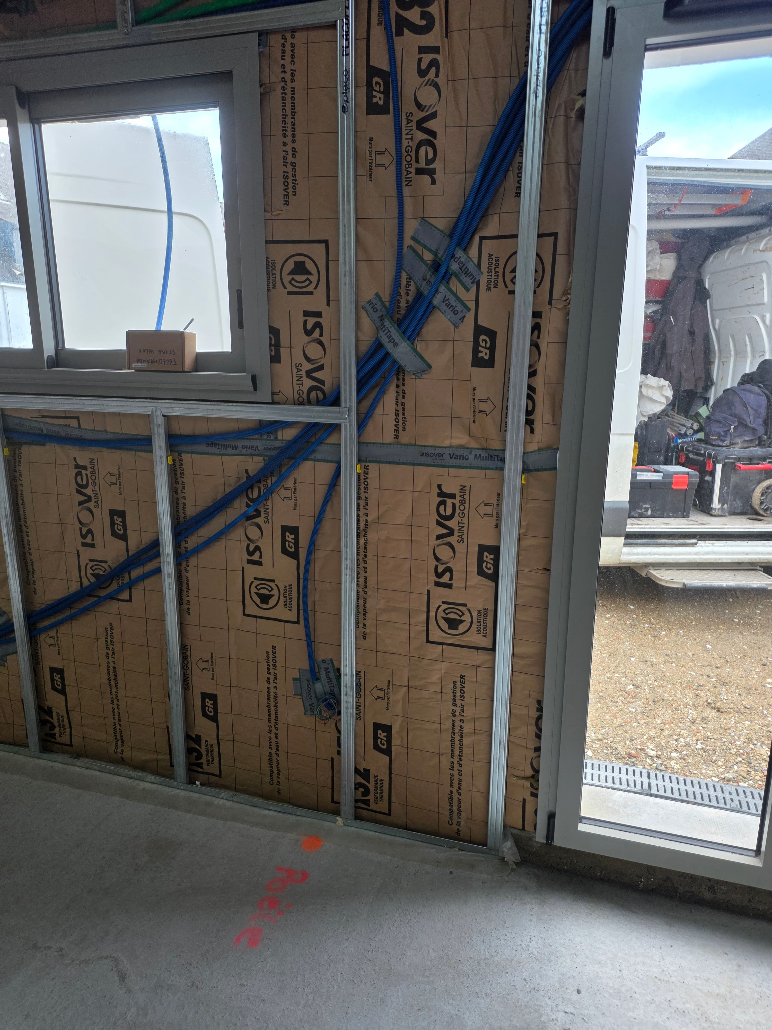 Câblage électrique avec isolation ISOVER